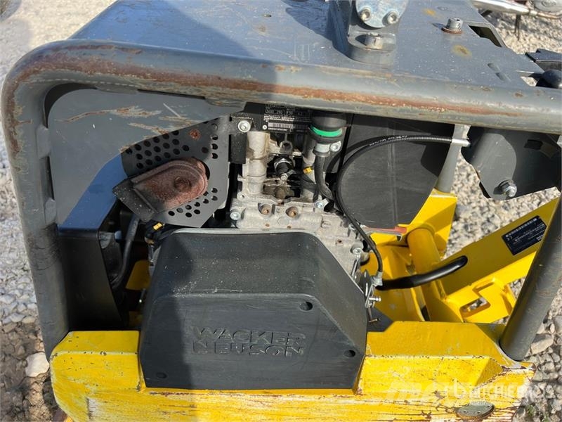 Wacker Neuson DPU 3760Hets Vibratory Plate Compactor دكاكات أفقية
