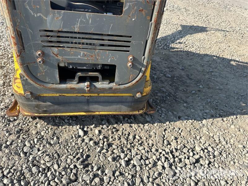Wacker Neuson DPU100-70 Reversible Vibratory Plate Compactor Vibro plošče
