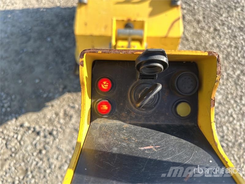 Wacker Neuson DPU100-70 Reversible Vibratory Plate Compactor Vibro plošče