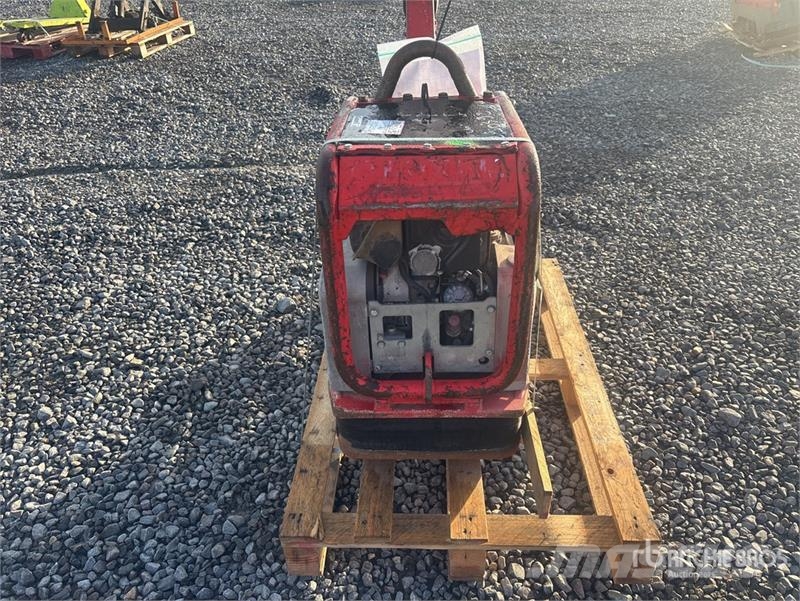 Wacker Neuson DPU5545 Quantity of Rental Equipment Vibratory Pla Віброплити та вібротрамбовки