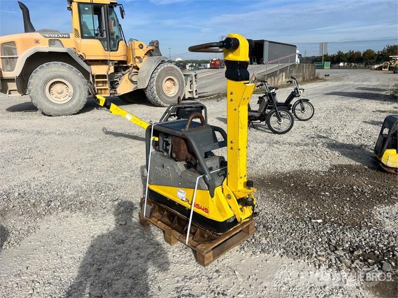 Wacker Neuson DPU5545Heh Vibratory Plate Compactor دكاكات أفقية