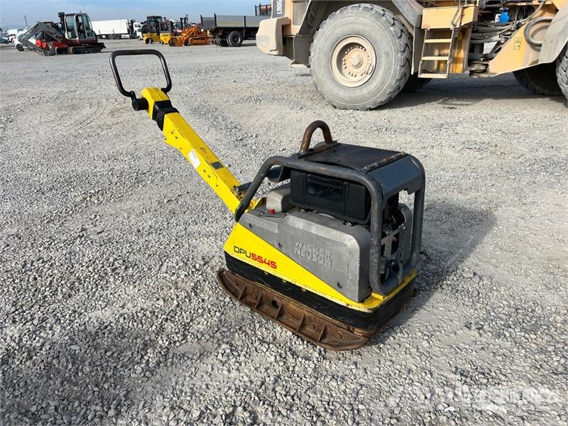 Wacker Neuson DPU5545Heh Vibratory Plate Compactor دكاكات أفقية