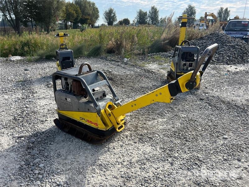 Wacker Neuson DPU5545Heh Vibratory Plate Compactor دكاكات أفقية