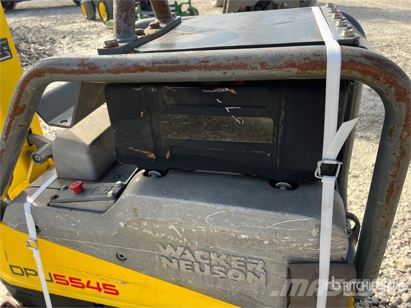 Wacker Neuson DPU5545Heh Vibratory Plate Compactor دكاكات أفقية