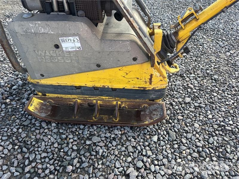 Wacker Neuson Dpu6055 Reversible Vibratory Plate Compactor Vibrátorok