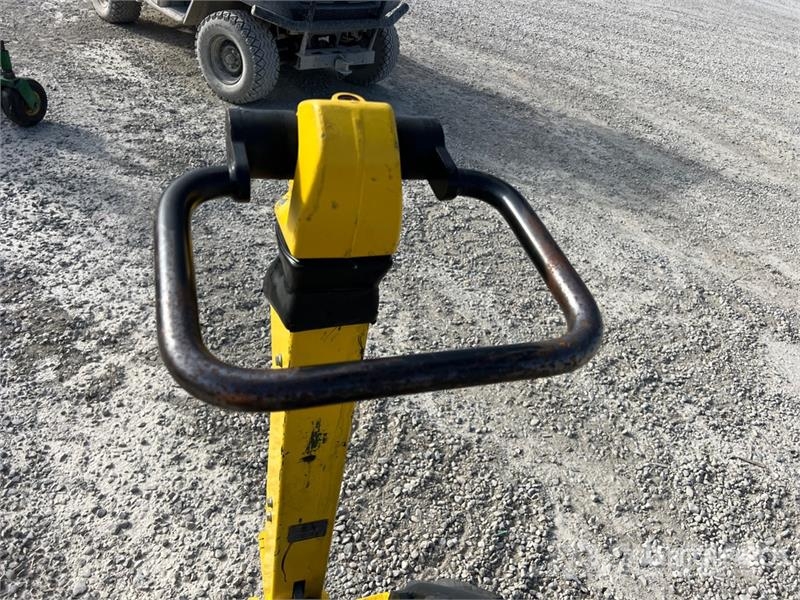 Wacker Neuson DPU6555-HE Vibratory Plate Compactor دكاكات أفقية
