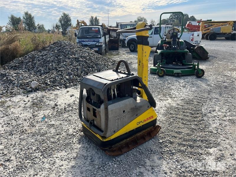 Wacker Neuson DPU6555-HE Vibratory Plate Compactor دكاكات أفقية