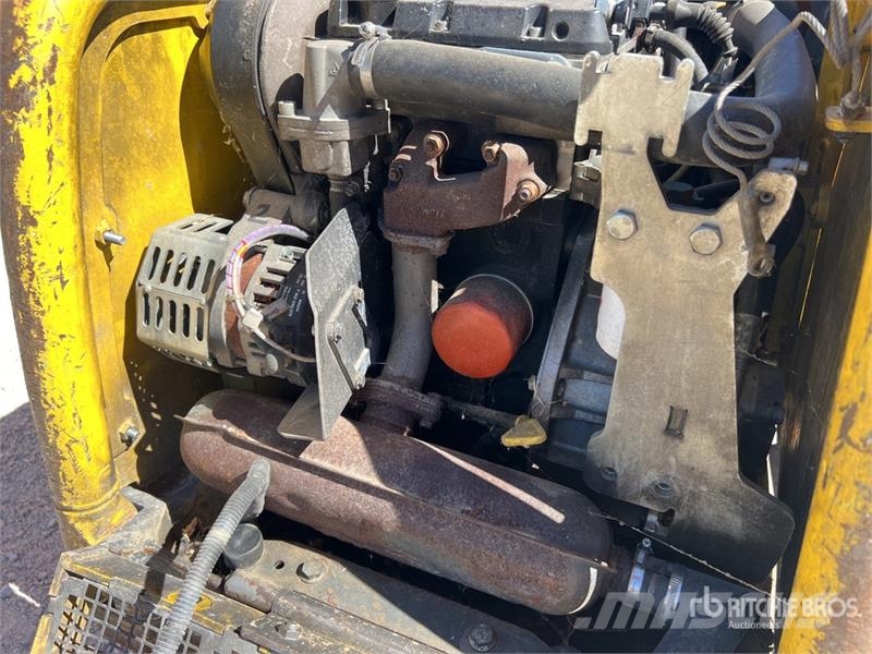 Wacker Neuson DPU80R Plaque Vibrante Vibratory Plate Compactor Trilmachines