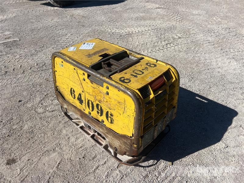 Wacker Neuson DPU80R Plaque Vibrante Vibratory Plate Compactor Trilmachines