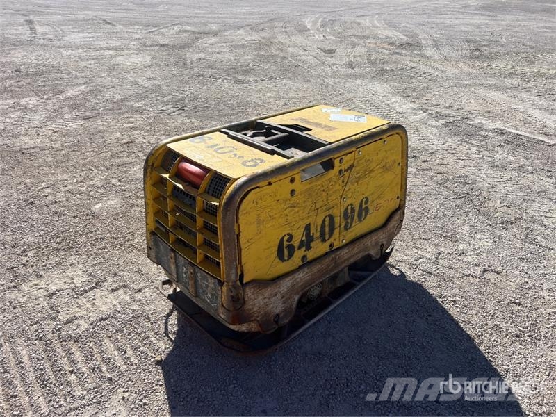 Wacker Neuson DPU80R Plaque Vibrante Vibratory Plate Compactor Trilmachines