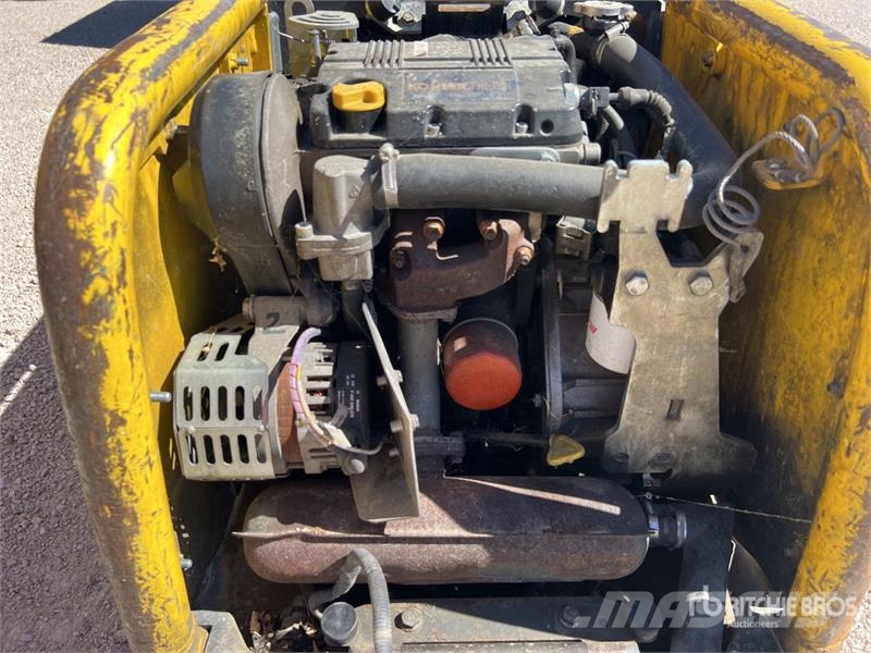 Wacker Neuson DPU80R Plaque Vibrante Vibratory Plate Compactor Trilmachines