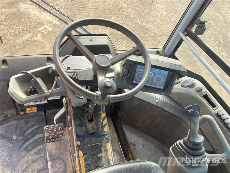 Wacker Neuson DV60 6 ton 4x4 Swivel Dual View, Auto Lube Dumper Site dumpers