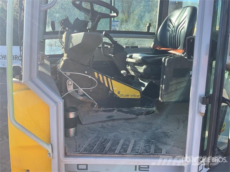 Wacker Neuson DV90 9 ton 4x4 Swivel Dumper Dumpere