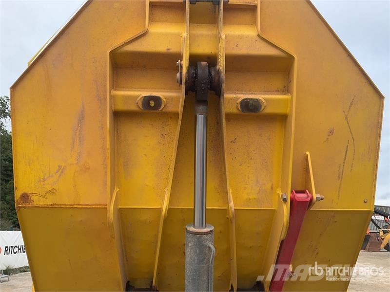 Wacker Neuson DV90 9 ton 4x4 Swivel Dumper Site dumpers
