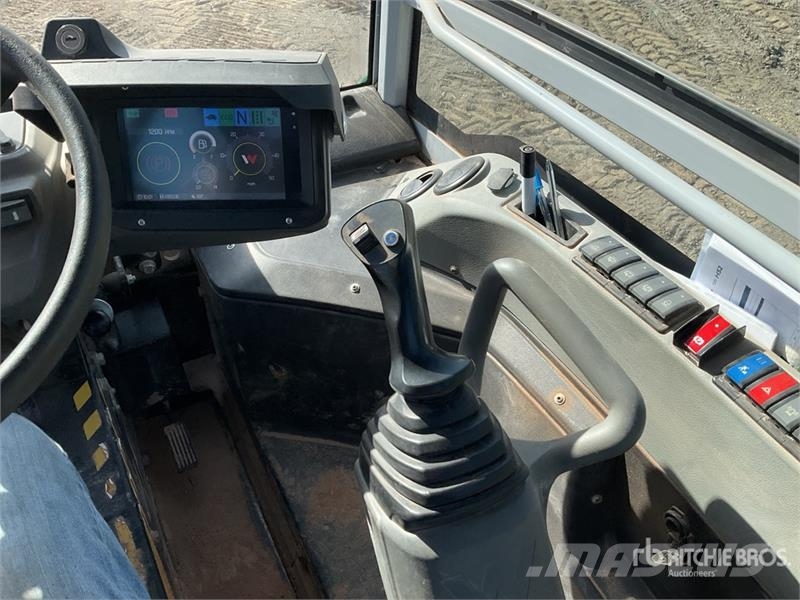 Wacker Neuson DV90 9 ton 4x4 Swivel Dumper Dumpere
