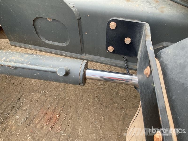Wacker Neuson DV90 9 ton 4x4 Swivel Dumper Site dumpers
