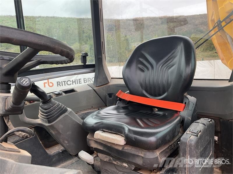 Wacker Neuson DV90 9 ton 4x4 Swivel Dumper Dumpere