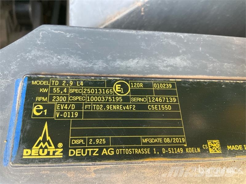 Wacker Neuson DV90 9 ton 4x4 Swivel Dumper Demperi za gradilišta