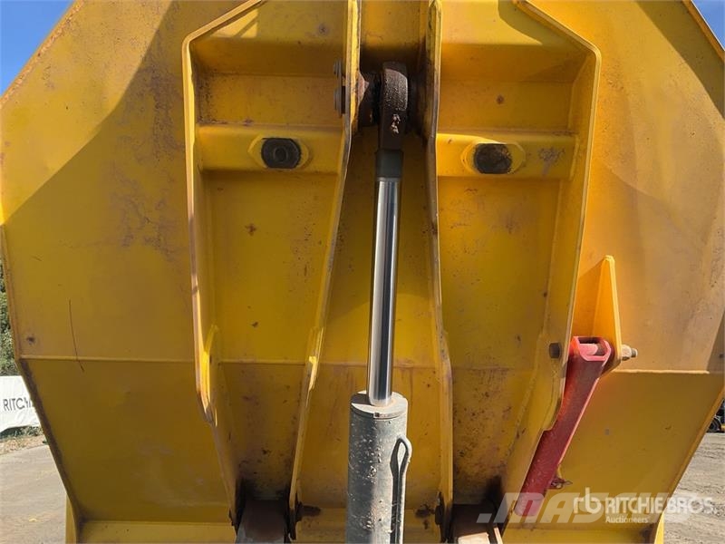 Wacker Neuson DV90 9 ton 4x4 Swivel Dumper Dumpere