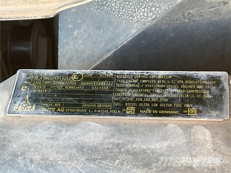 Wacker Neuson DV90 9 ton 4x4 Swivel Dumper Dumpere