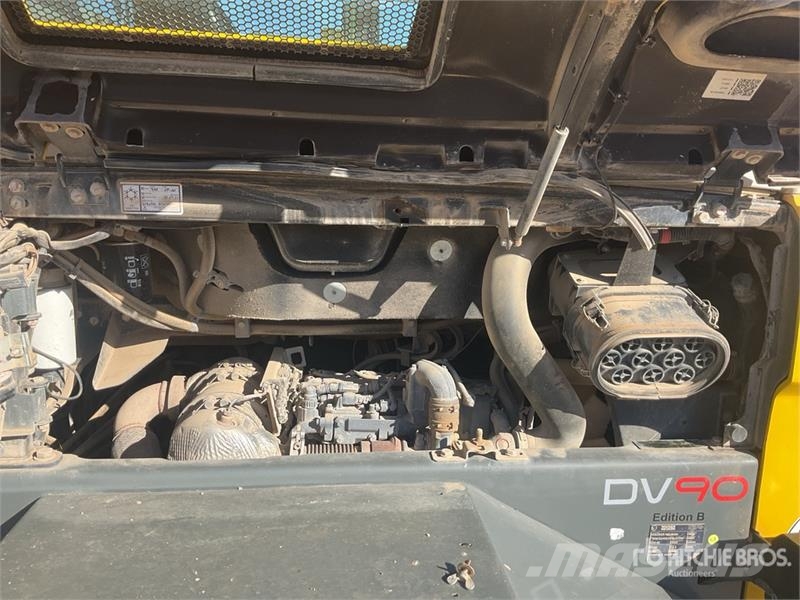 Wacker Neuson DV90 9 ton 4x4 Swivel Dumper Dumpere