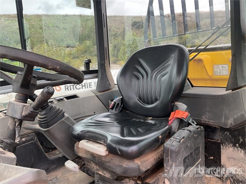 Wacker Neuson DV90 9 ton 4x4 Swivel Dumper Site dumpers