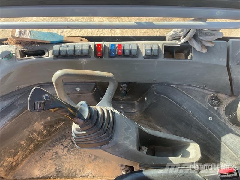 Wacker Neuson DV90 9 ton 4x4 Swivel Dumper Minidumper