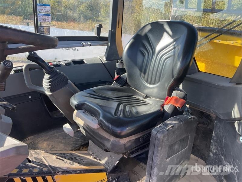 Wacker Neuson DV90 9 ton 4x4 Swivel Dumper Dumpere