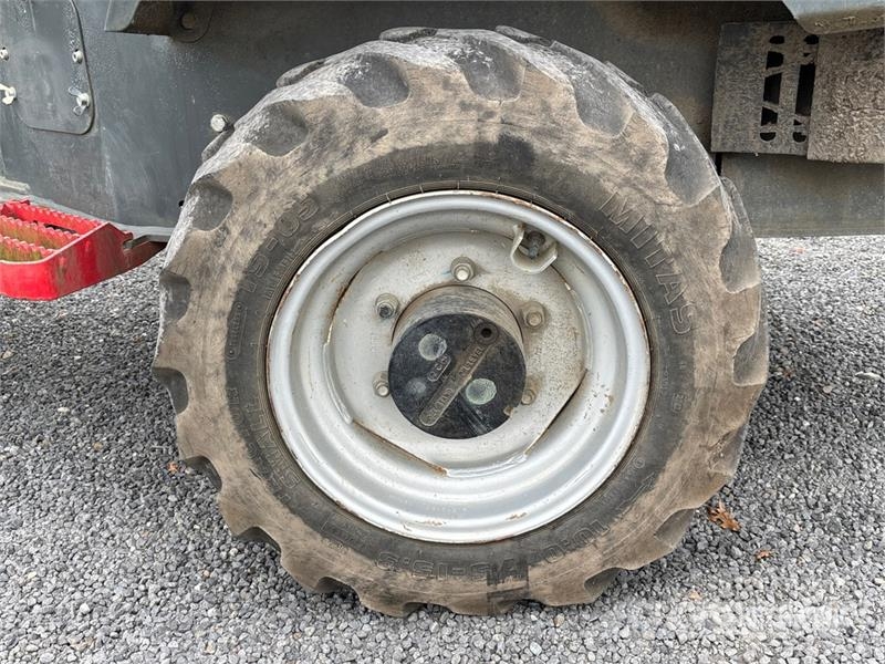 Wacker Neuson DW20 4x4 Swivel Dumper Ne cestni demperji