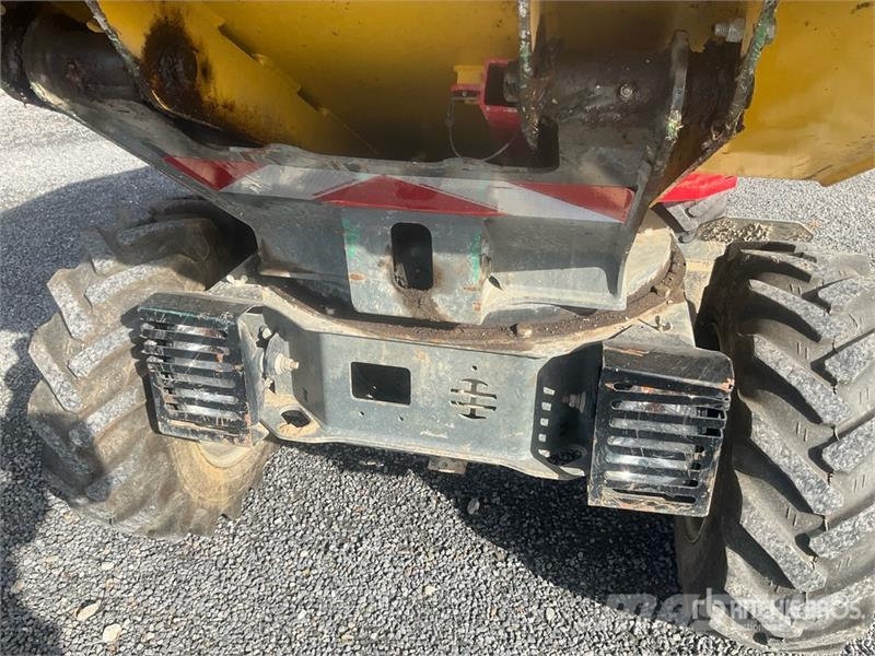 Wacker Neuson DW20 Swivel Dumper Vehículos compactos de volteo