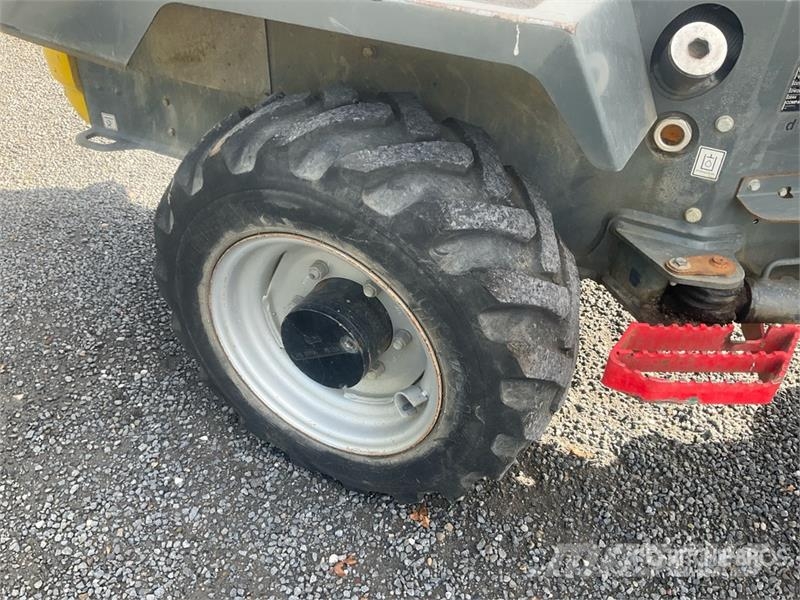 Wacker Neuson DW20 Swivel Dumper Vehículos compactos de volteo