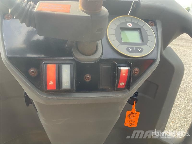 Wacker Neuson DW30 Dumper Ne cestni demperji