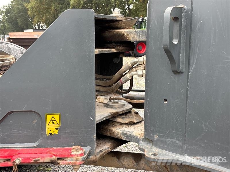 Wacker Neuson DW60 4x4 Swivel Dumper Mini pašizgāzēji