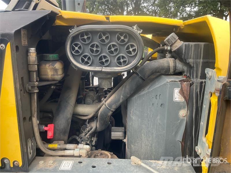 Wacker Neuson DW60 4x4 Swivel Dumper Minidumprar