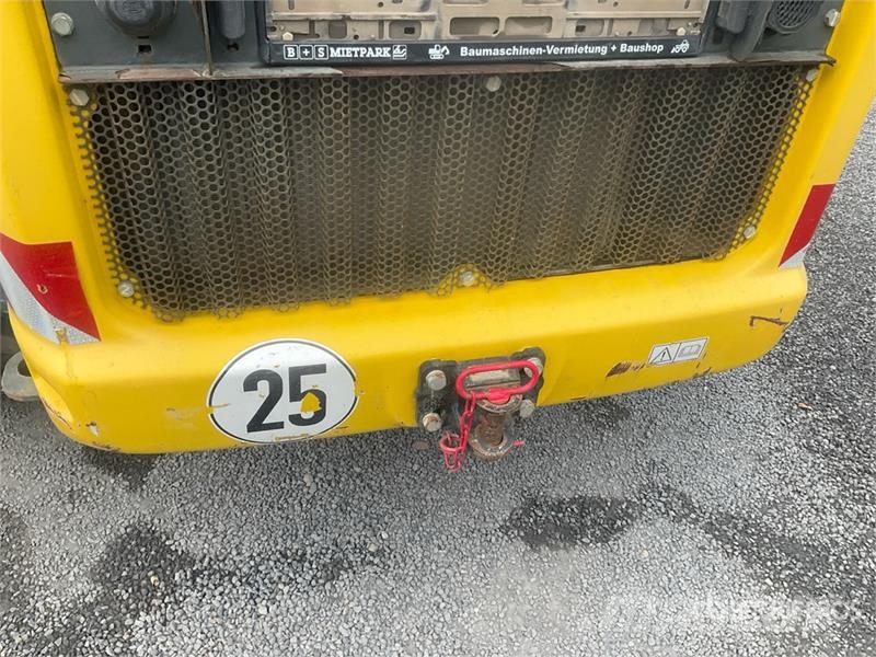 Wacker Neuson DW60 4x4 Swivel Dumper Minidumprar