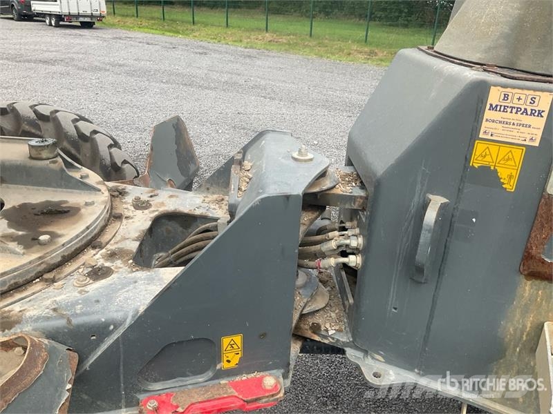 Wacker Neuson DW60 4x4 Swivel Dumper Minidumprar