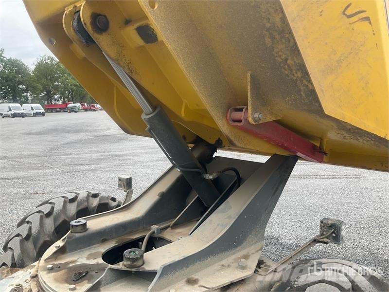 Wacker Neuson DW60 4x4 Swivel Dumper Minidumprar