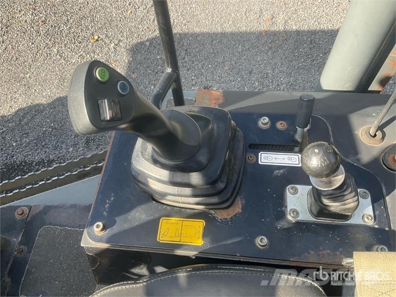 Wacker Neuson DW60 4x4 Swivel Dumper Ne cestni demperji