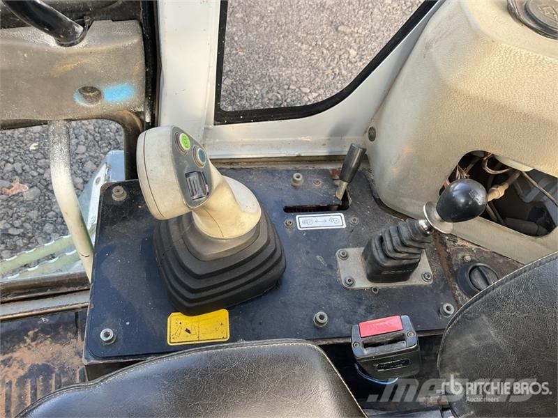 Wacker Neuson DW60 6 ton 4x4 Swivel Dumper Vehículos compactos de volteo