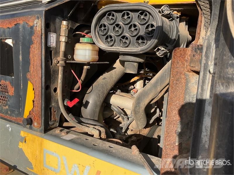 Wacker Neuson DW60 6 ton 4x4 Swivel Dumper Vehículos compactos de volteo