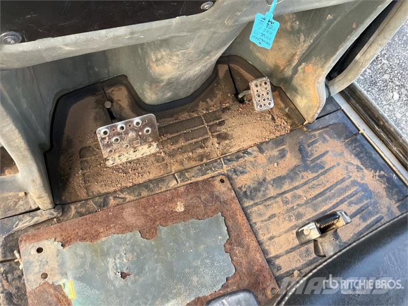 Wacker Neuson DW60 6 ton 4x4 Swivel Dumper Vehículos compactos de volteo