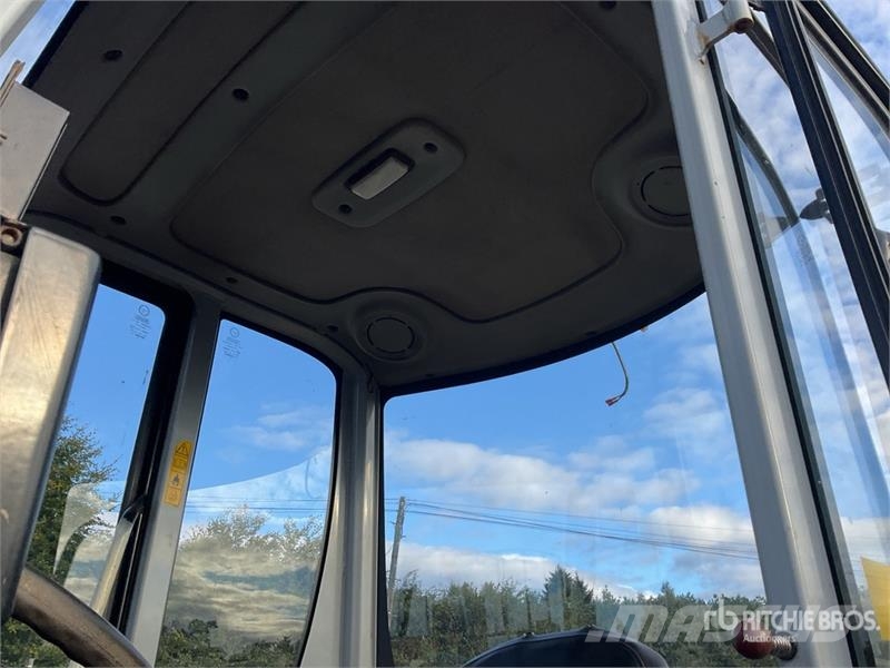 Wacker Neuson DW60 6 ton 4x4 Swivel Dumper Vehículos compactos de volteo