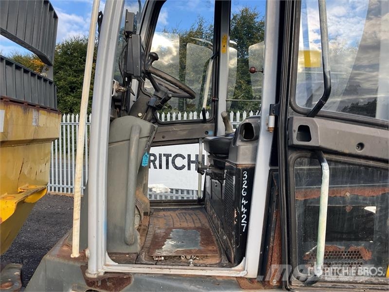 Wacker Neuson DW60 6 ton 4x4 Swivel Dumper Vehículos compactos de volteo