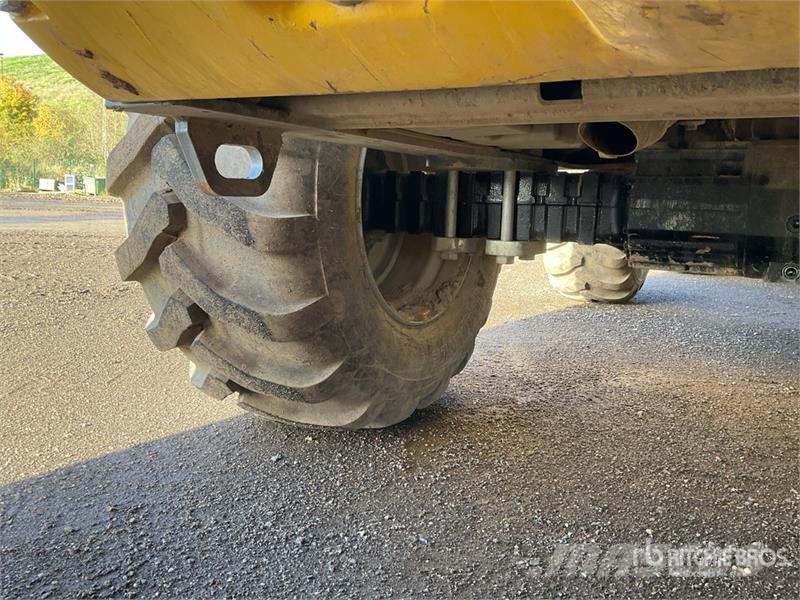 Wacker Neuson DW90-2 9 ton 4x4 Dumper عربات نقل قلابة للمواقع