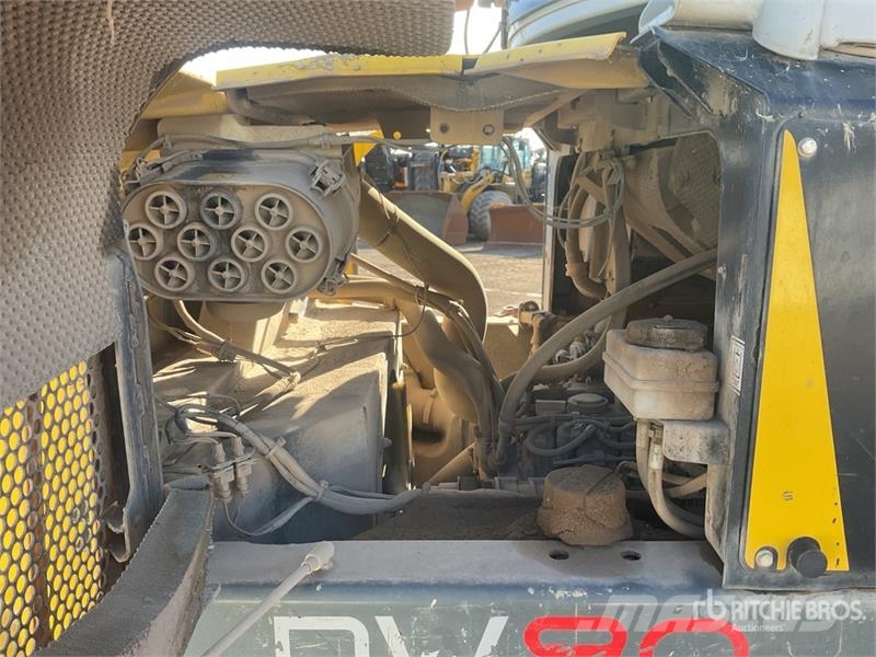 Wacker Neuson DW90-2 9 ton 4x4 Dumper Ne cestni demperji