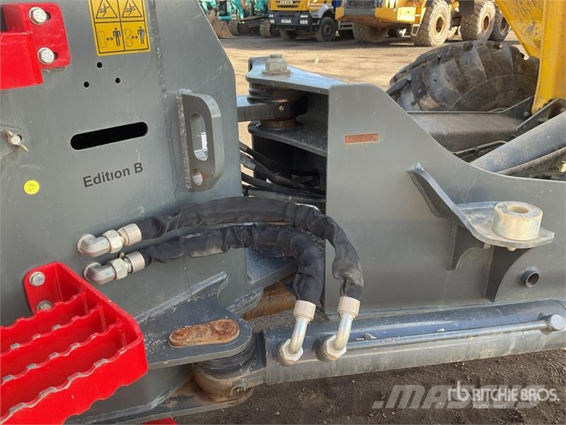 Wacker Neuson DW90-2 9 ton 4x4 Dumper عربات نقل قلابة للمواقع