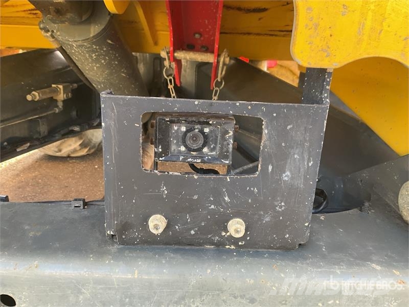 Wacker Neuson DW90-2 9 ton 4x4 Dumper عربات نقل قلابة للمواقع