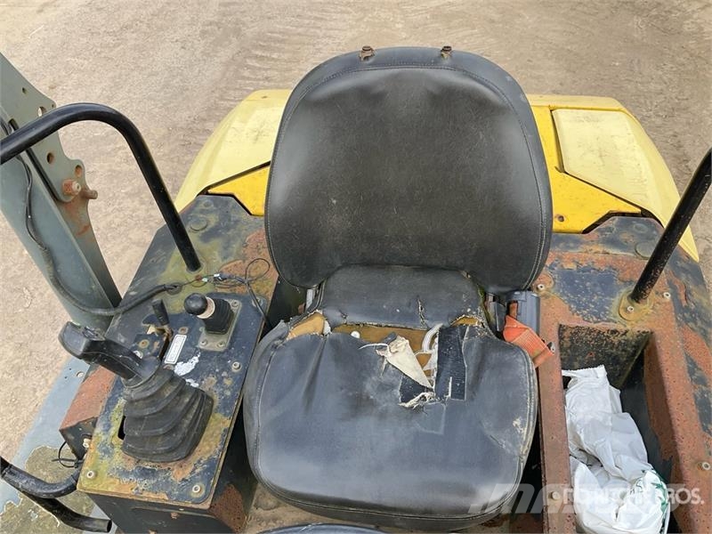 Wacker Neuson DW90 9 ton 4x4 Dumper عربات نقل قلابة للمواقع
