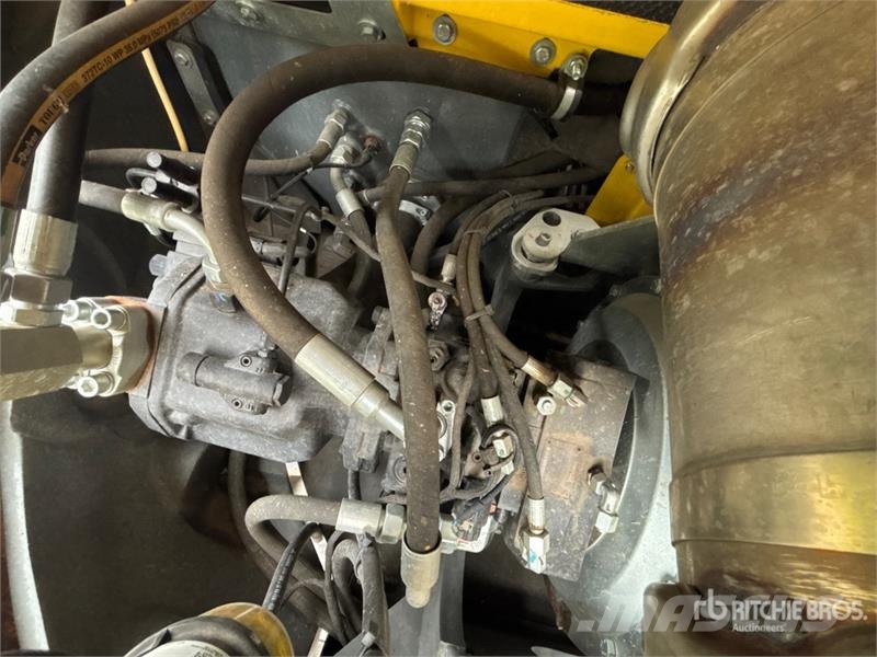 Wacker Neuson EW100 Wheel Excavator Bageri na kotačima