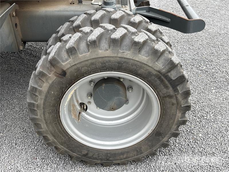 Wacker Neuson EW100 Wheel Excavator Bageri na kotačima